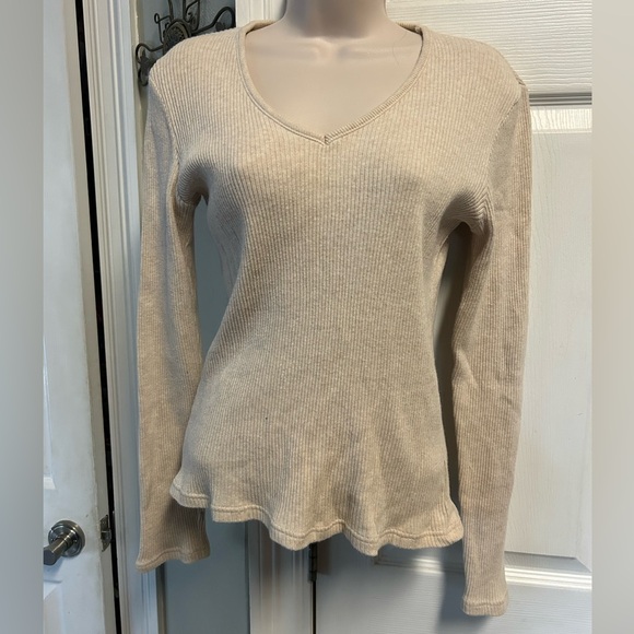 Old Navy Tops - Old Navy Beige Ribbed Long Sleeve Top Small Easy Fit Normcore Neutral